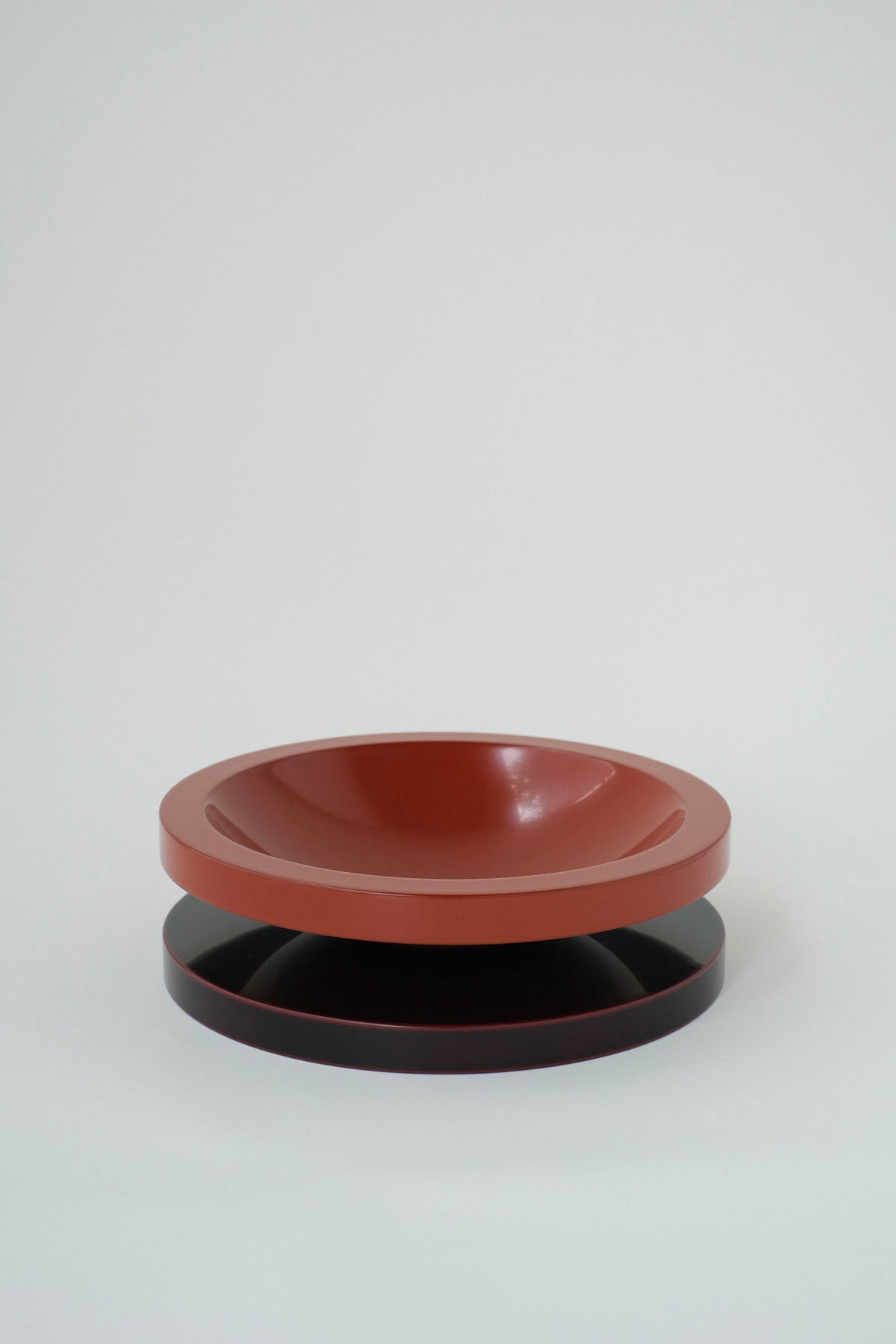 BASILICO BIG（洗朱 / 溜）by Ettore Sottsass / Marutomi | Marutomi