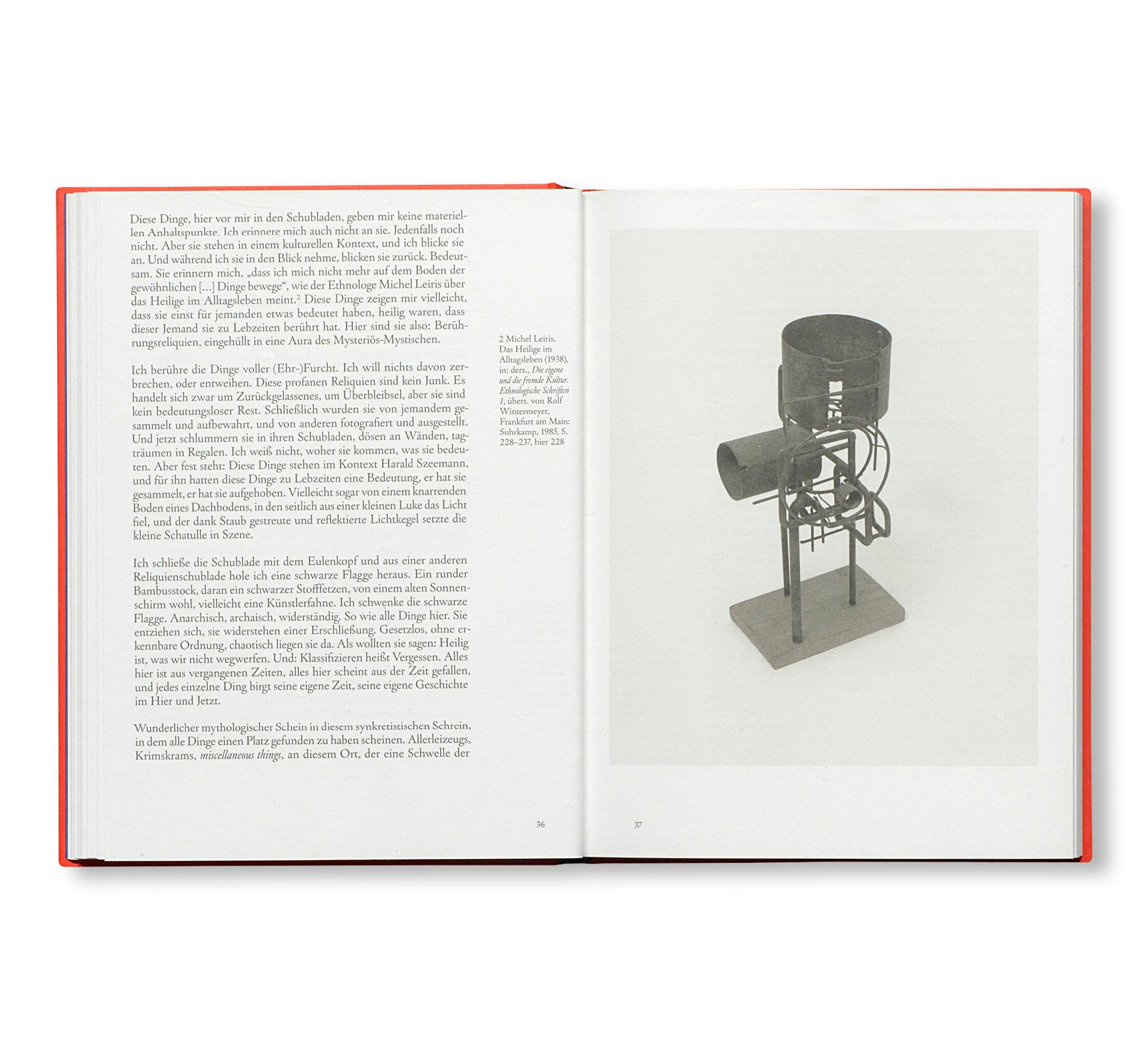 PRETENZIONE INTENZIONE – OBJECTS OF BEAUTY
AND BEWILDERMENT FROM THE ARCHIVE ... by Harald Szeemann