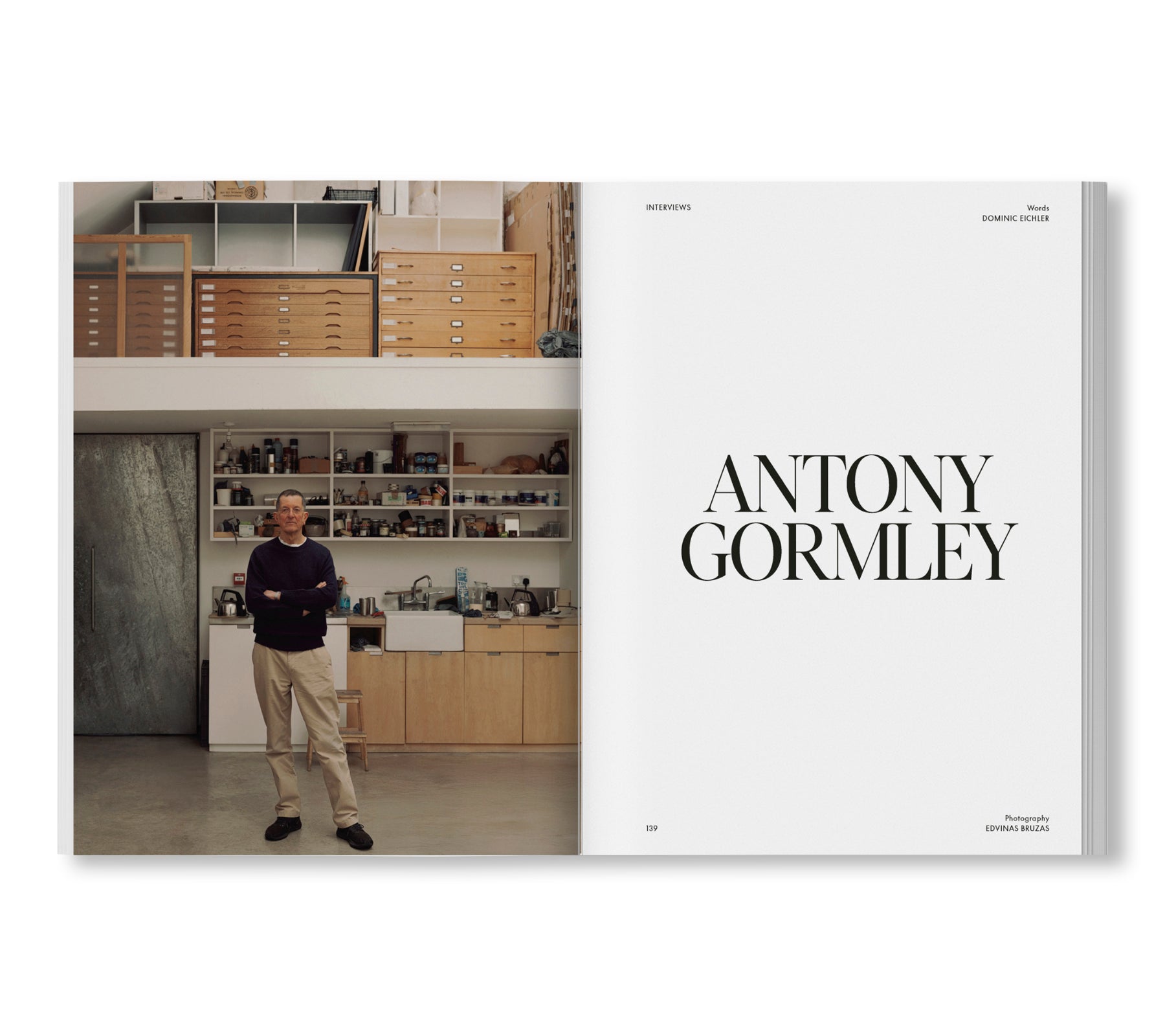 PLUS MAGAZINE ISSUE 10. EDGES OF BECOMING（Erwin Wurm）