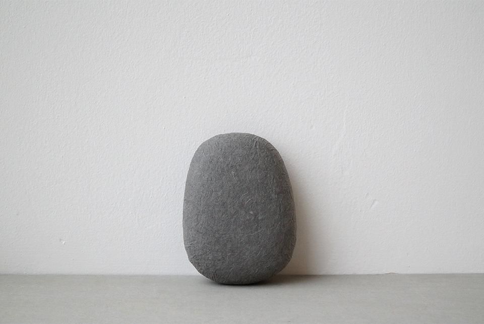 和紙の石 Small