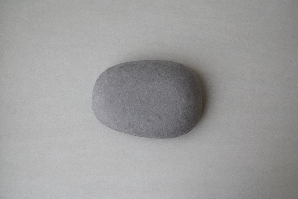 和紙の石 Medium