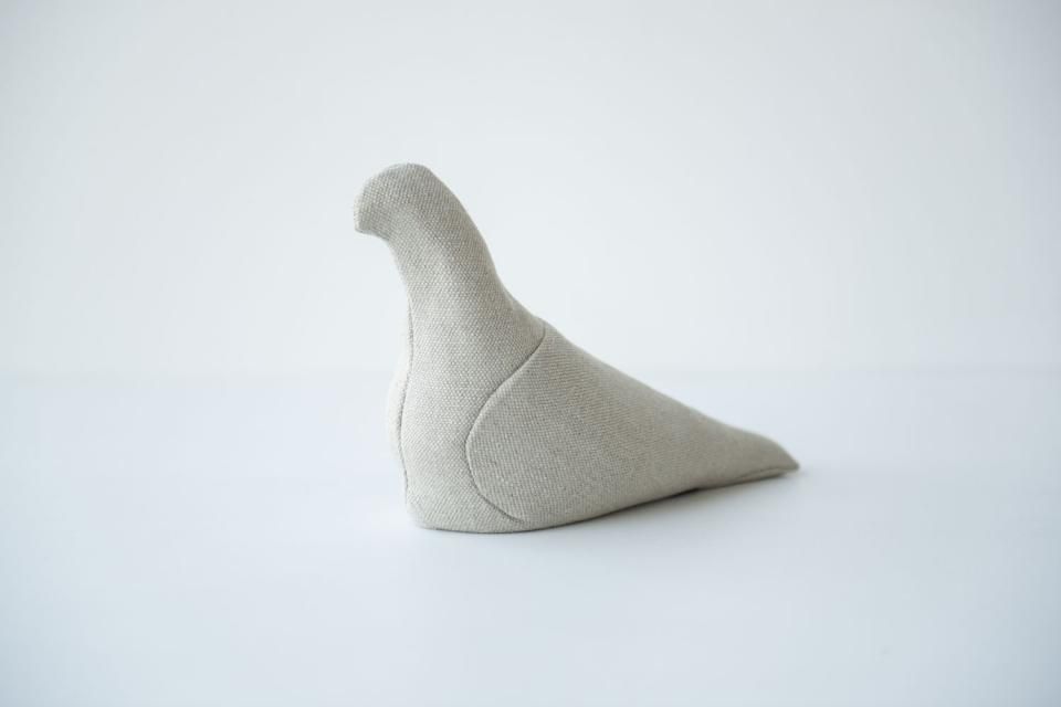Pigeon Service［C］ / Christien Meindertsma