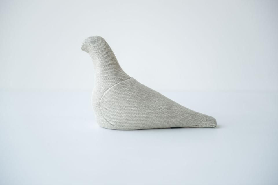 Pigeon Service［C］ / Christien Meindertsma