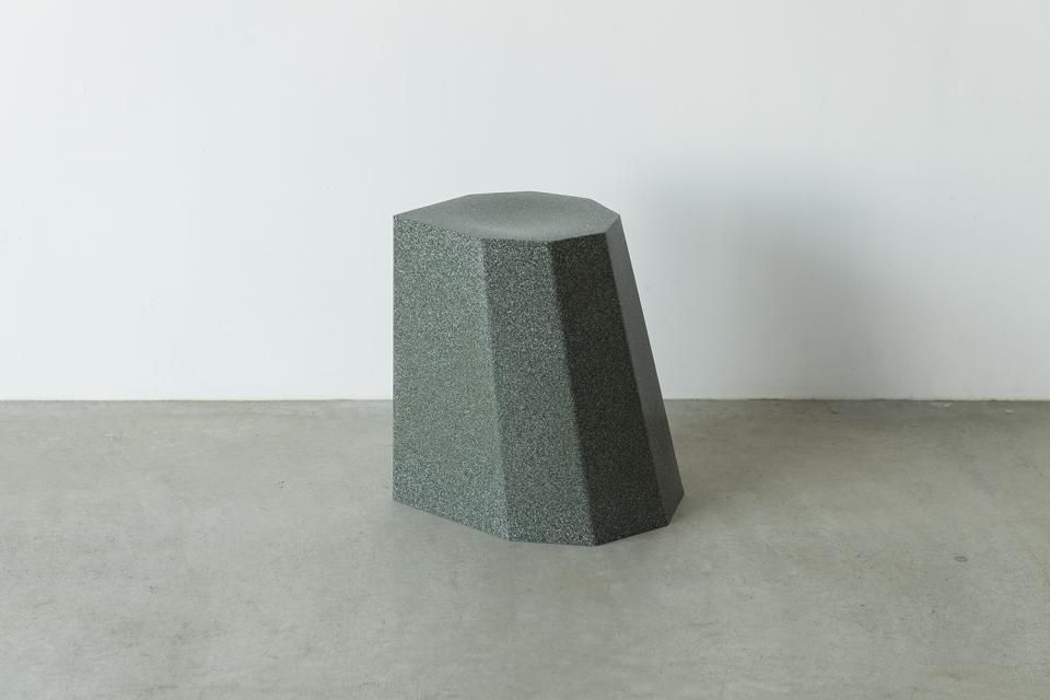 Arnold Circus Stool（grey marble）