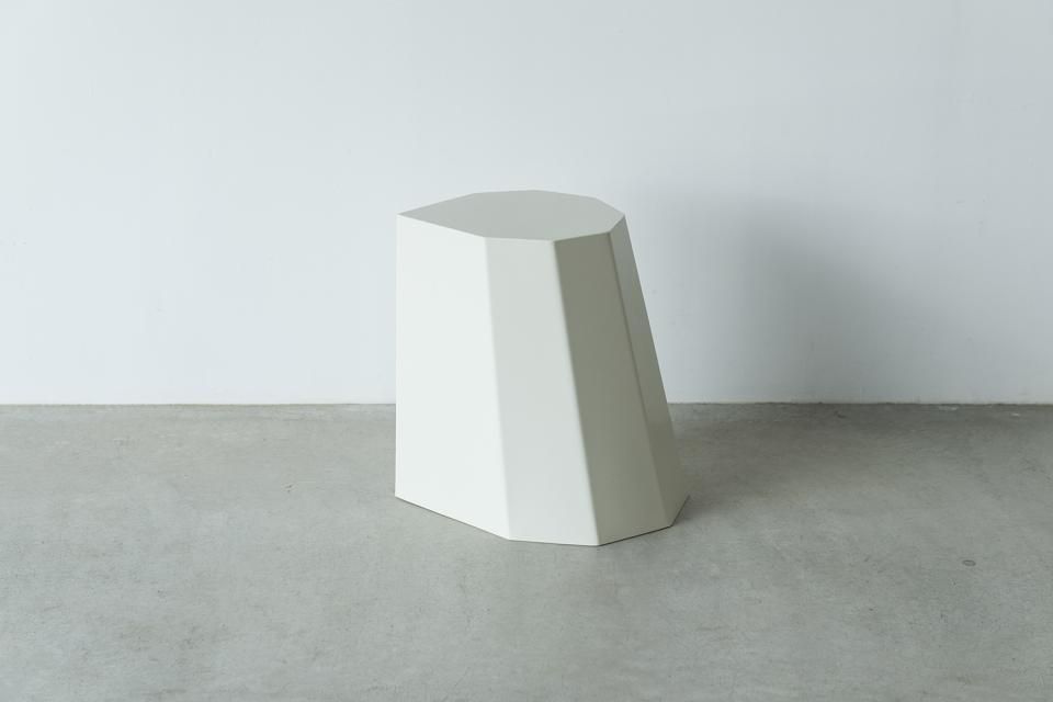 Arnold Circus Stool（white ivory）