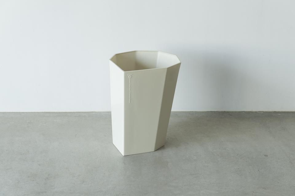 Arnold Circus Stool（white ivory）