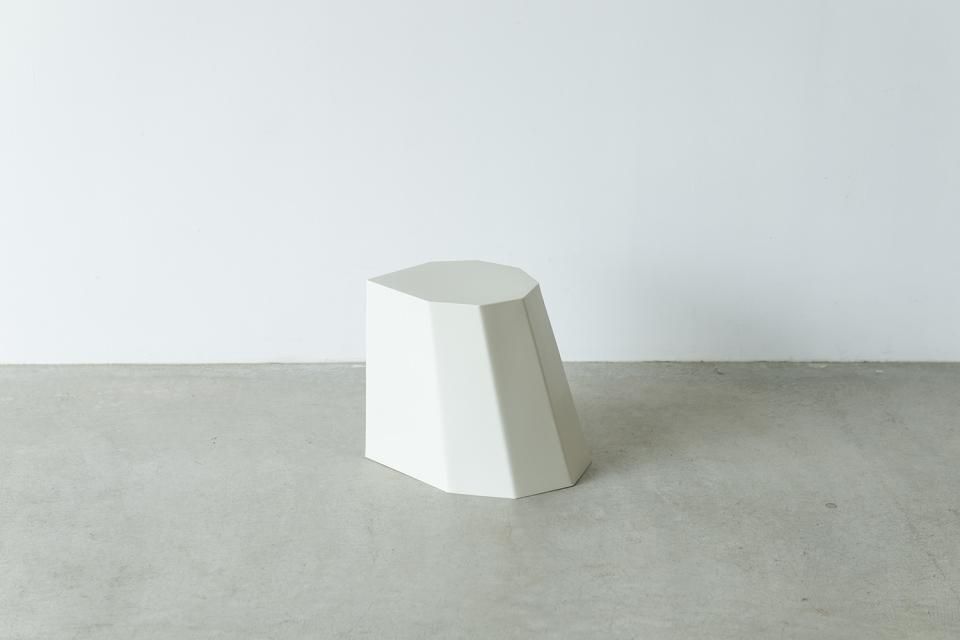 Arnoldino Stool（white ivory）