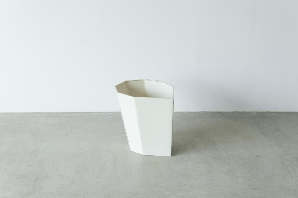 Arnoldino Stool（white ivory）