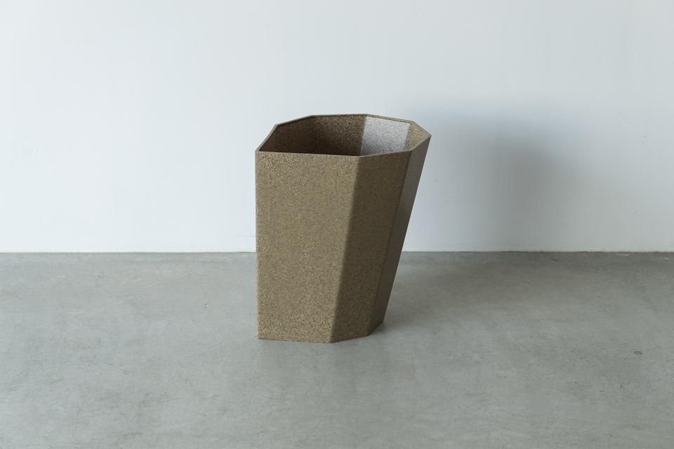 Arnold Circus Stool（sandstone）