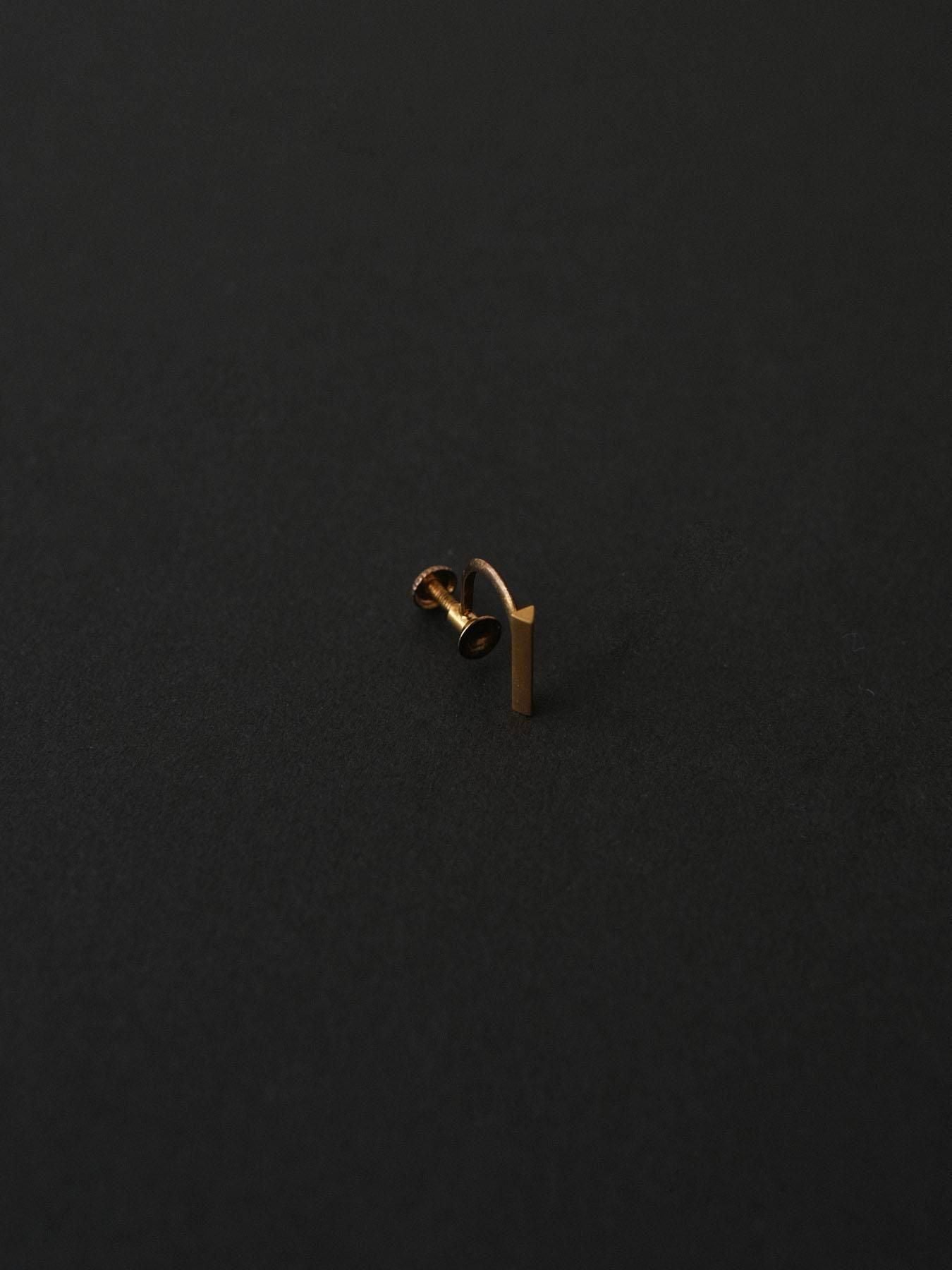 line earring 10mm _triangle△ gold