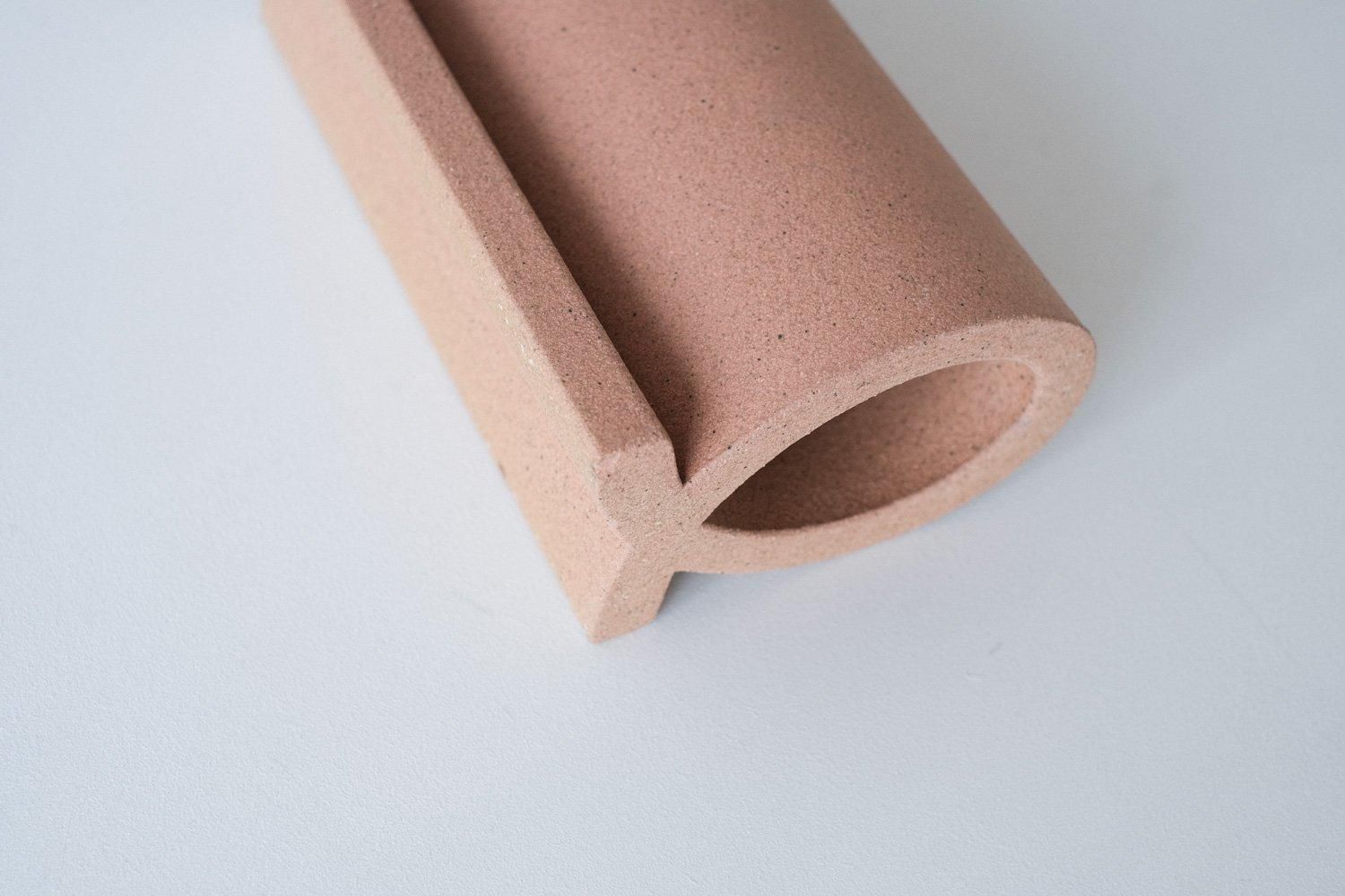 TIDE 200 BY KWANGHO LEE Single [ Unglazed Dark ]