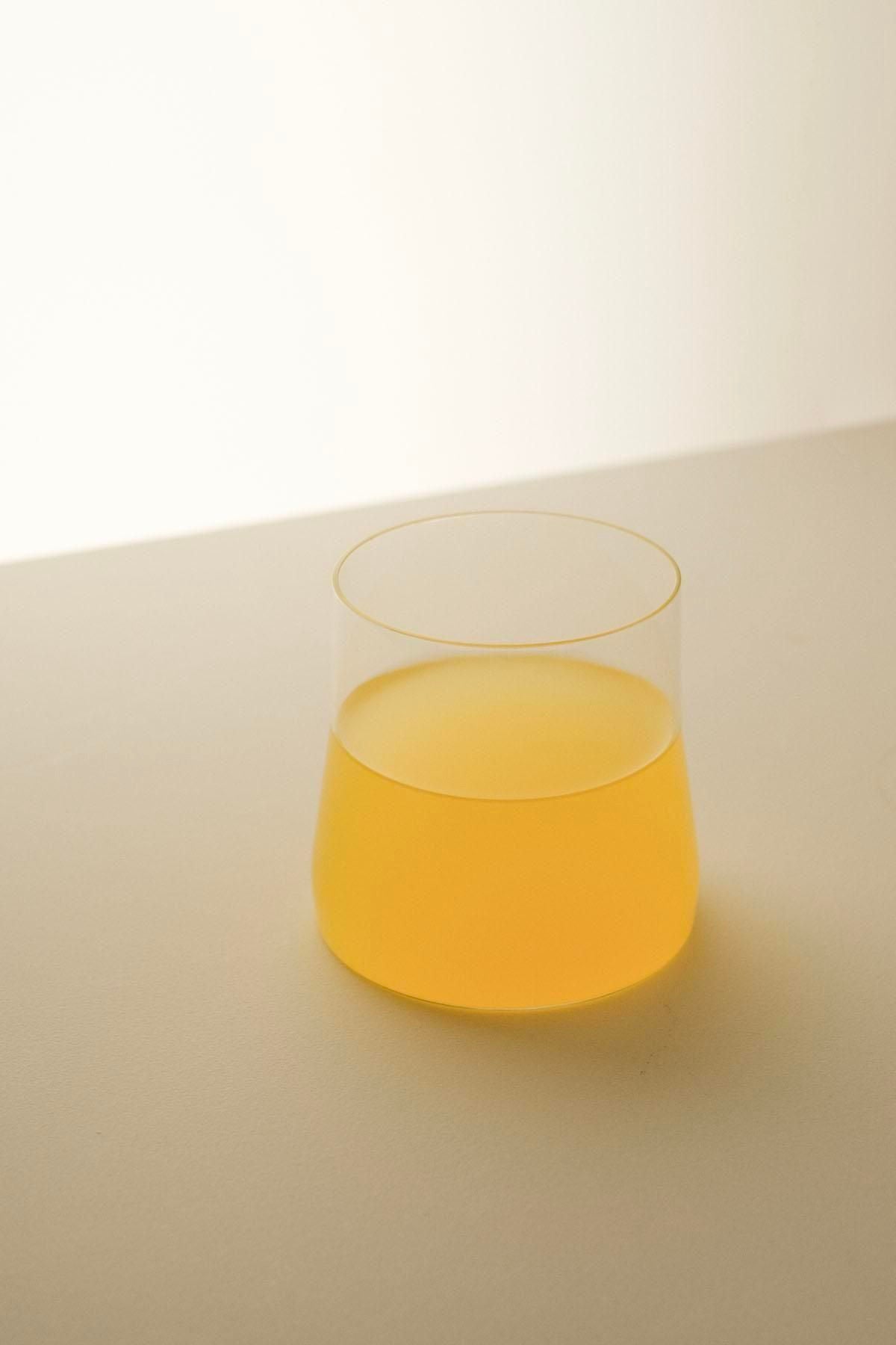 II port  [ glass line ]