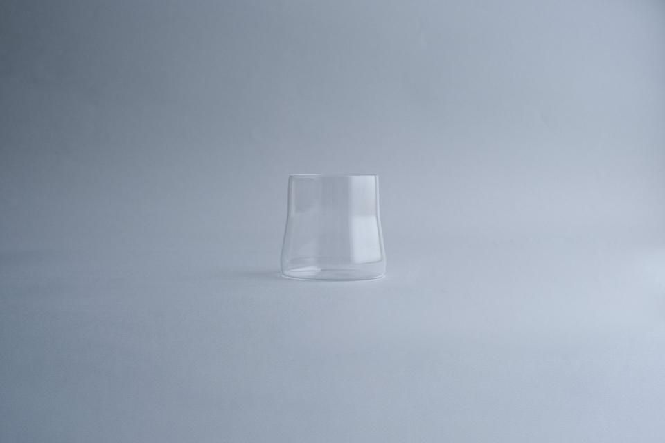 II port  [ glass line ]