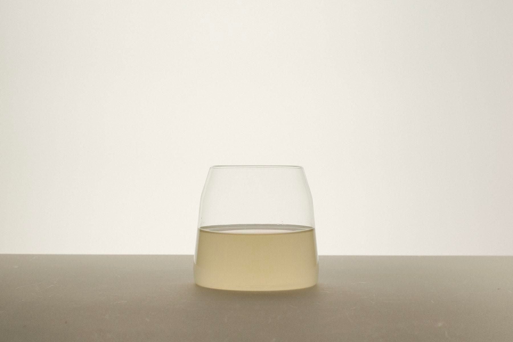 IV cognac [ glass line ]