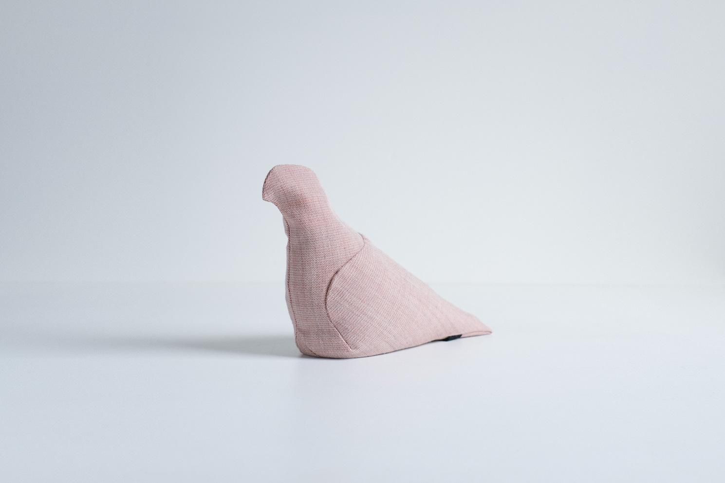 pigeon service  [pale pink] / Christien Meindertsma