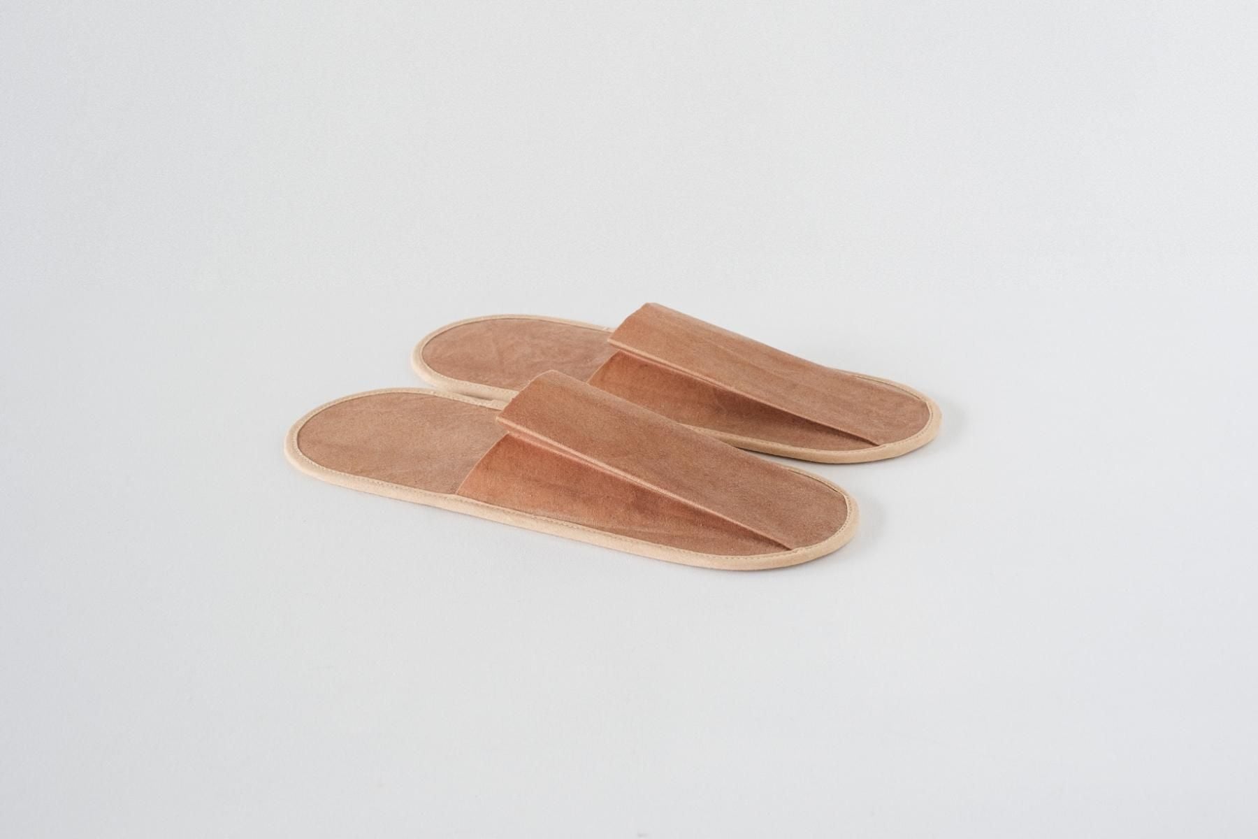 SLIPPERS［brown］ M