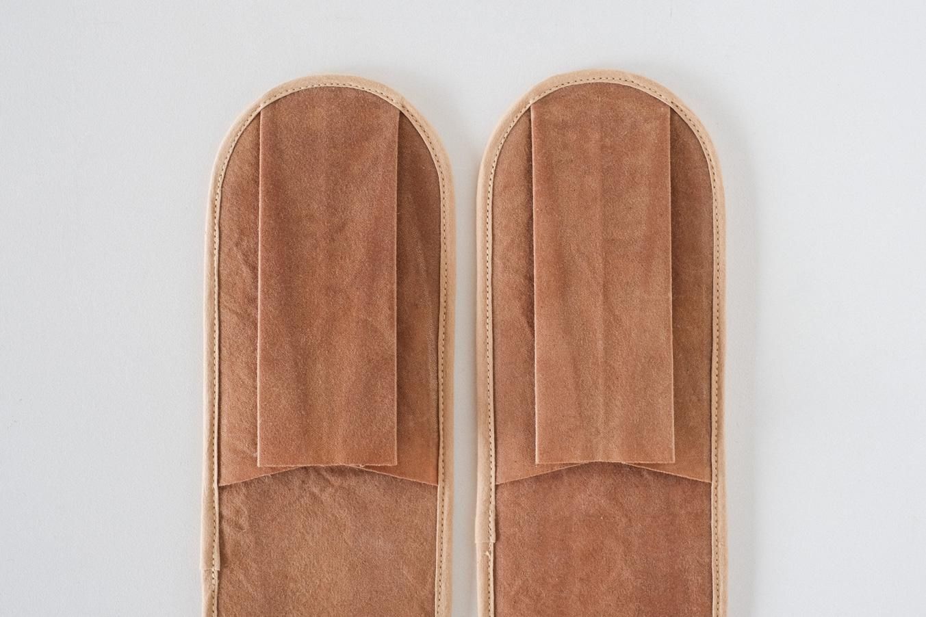 SLIPPERS［brown］ M