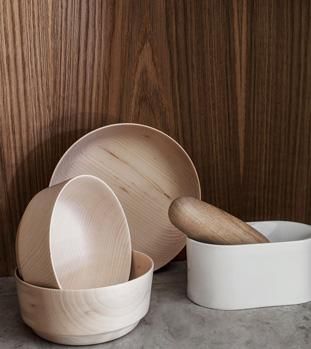 Moer [Matte White] / Chris L. Halstrøm