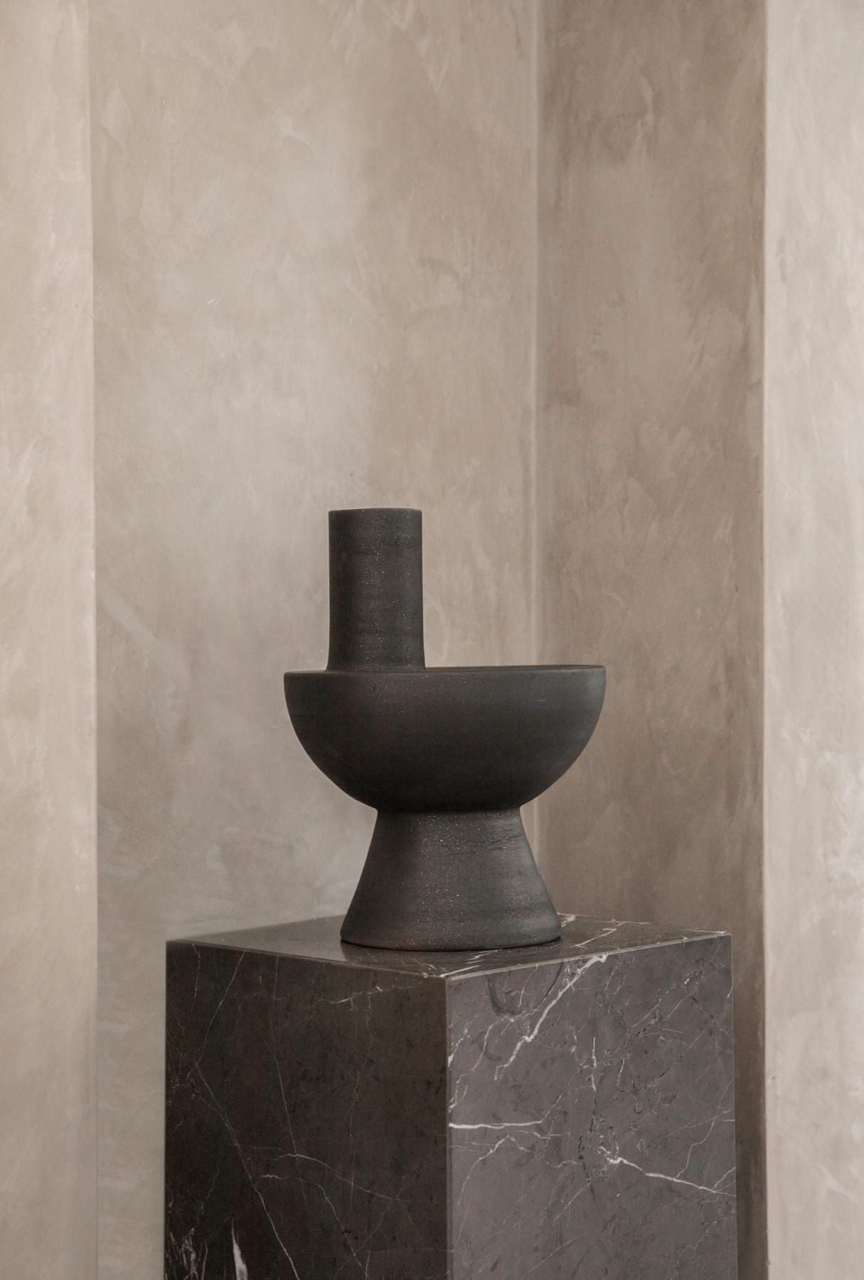 Charred Vases [ Chimney ] / Gabriel Tan