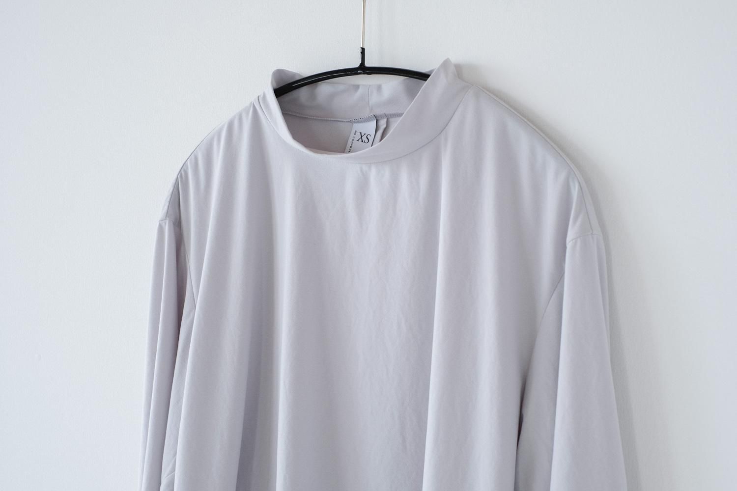 ポリエステルスウェード天竺　ハイネックTシャツ / Mist grey