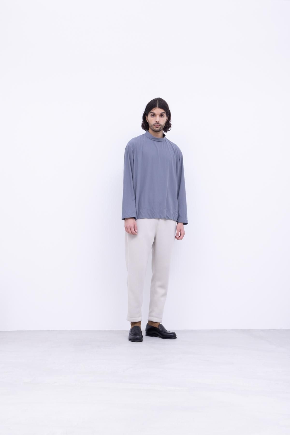 ポリエステルスウェード天竺　ハイネックTシャツ / Mist grey