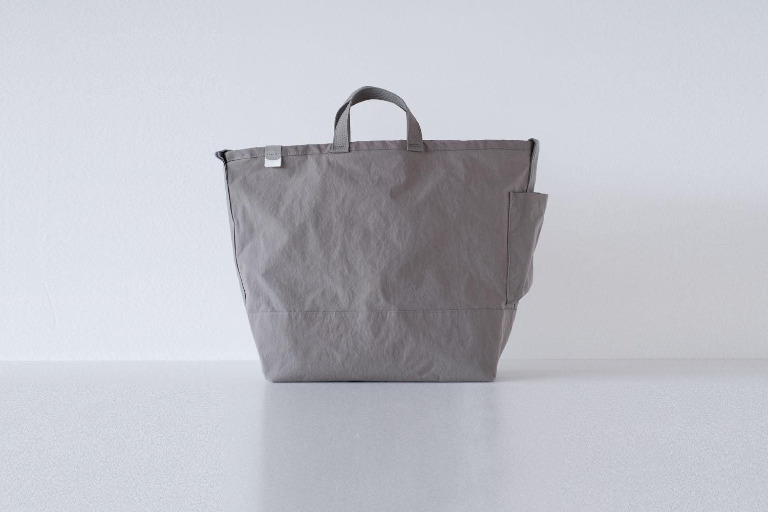 SIDE POCKET TOTE / GRAY / ANUNFOLD