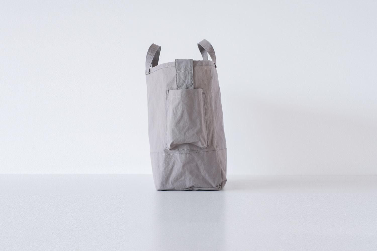 SIDE POCKET TOTE / GRAY / ANUNFOLD