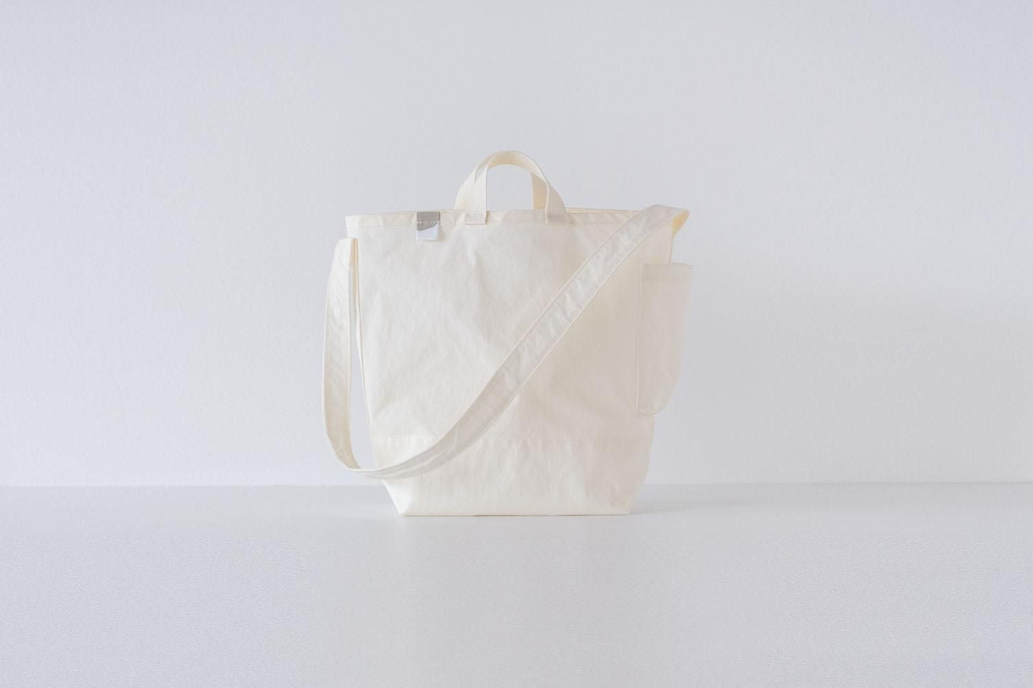 SIDE POCKET PT / WHITE / ANUNFOLD