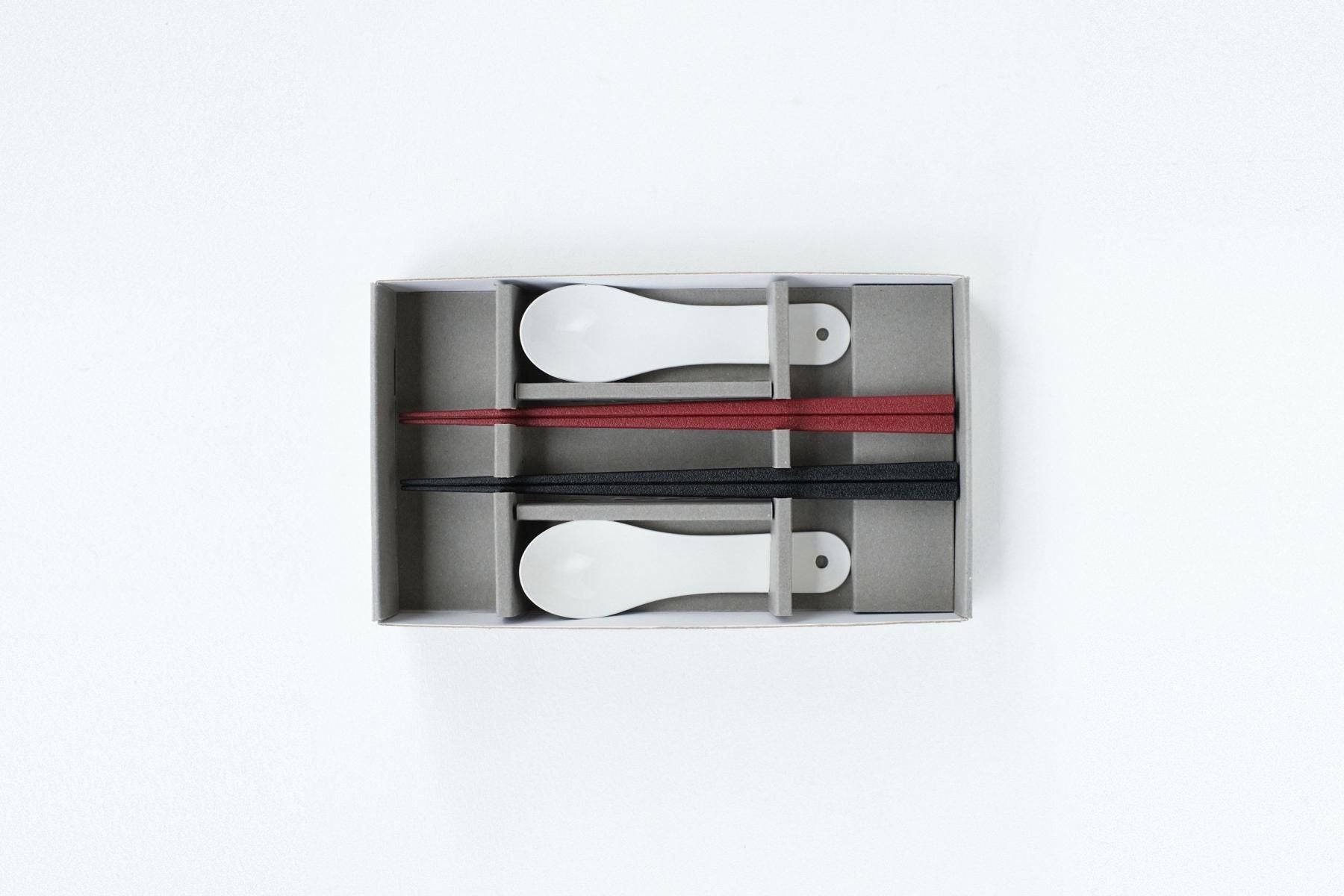 CHINESE SPOON (Enamelled) , CHOPSTICKS Gift Set / 琺瑯レンゲ (白) 、箸 ギフトセットG