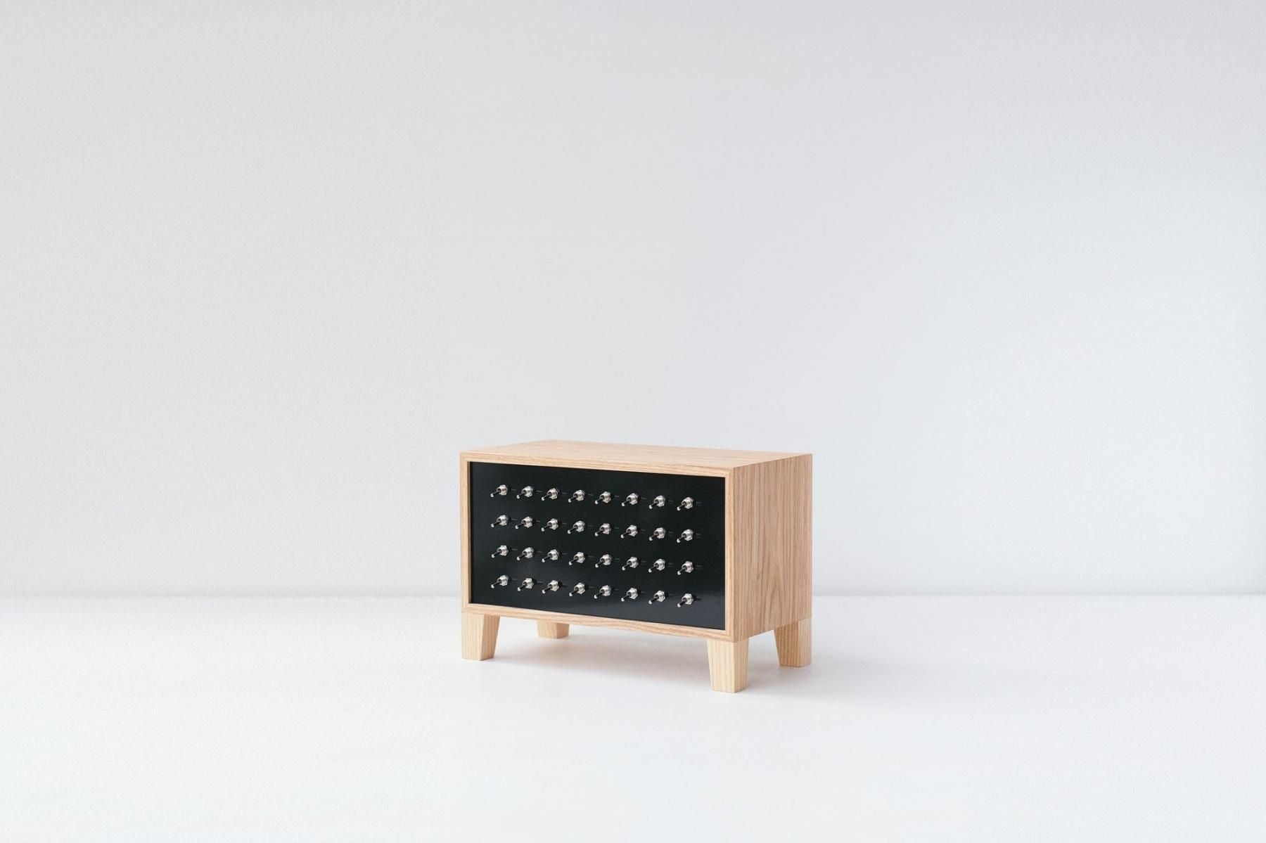 THE AMBIENT MACHINE / Yuri Suzuki