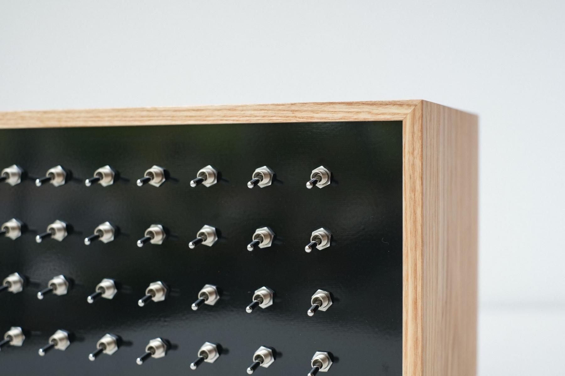 THE AMBIENT MACHINE / Yuri Suzuki