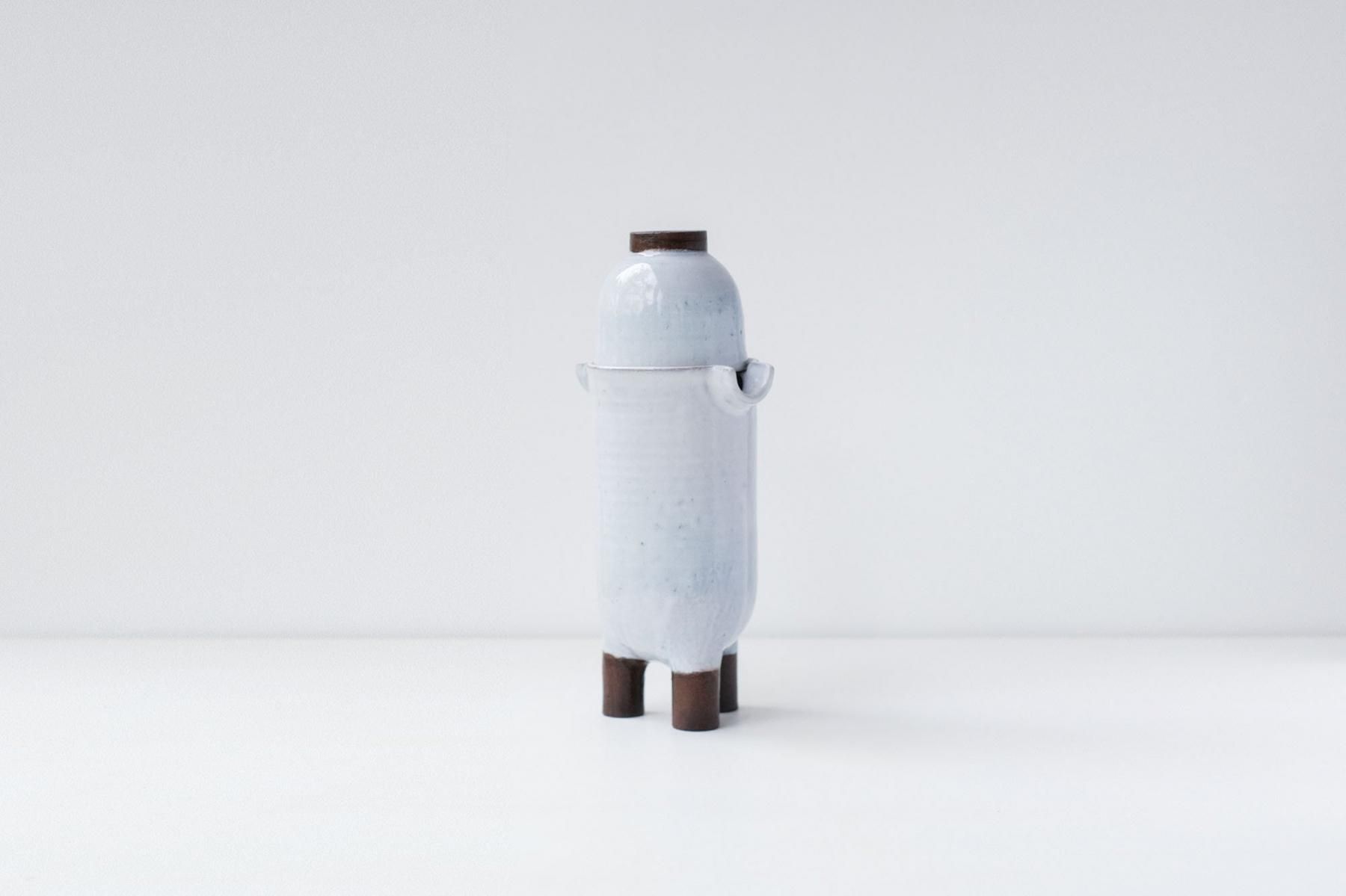 pots（p） / Faye Toogood
