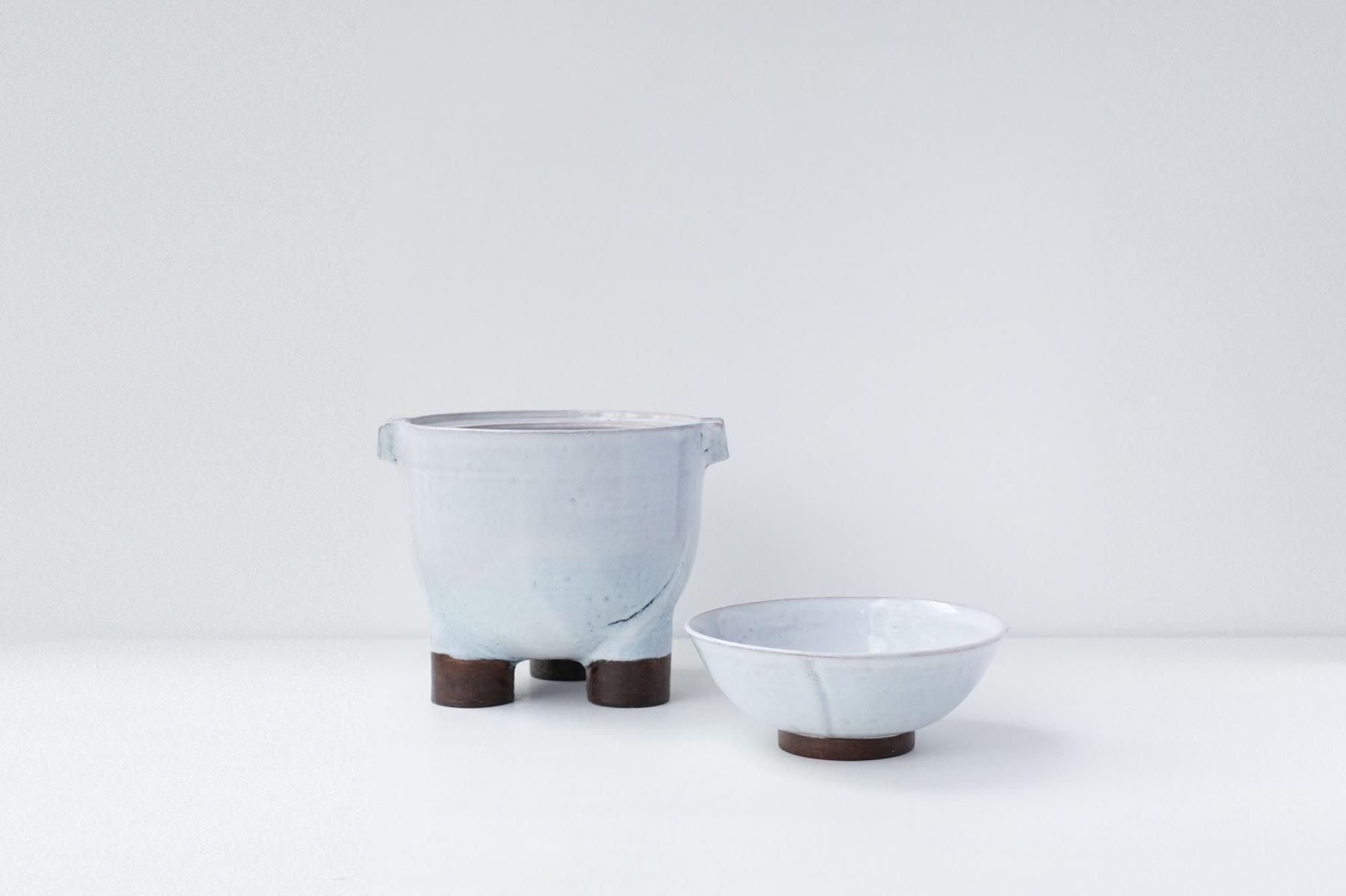 pots（o） / Faye Toogood