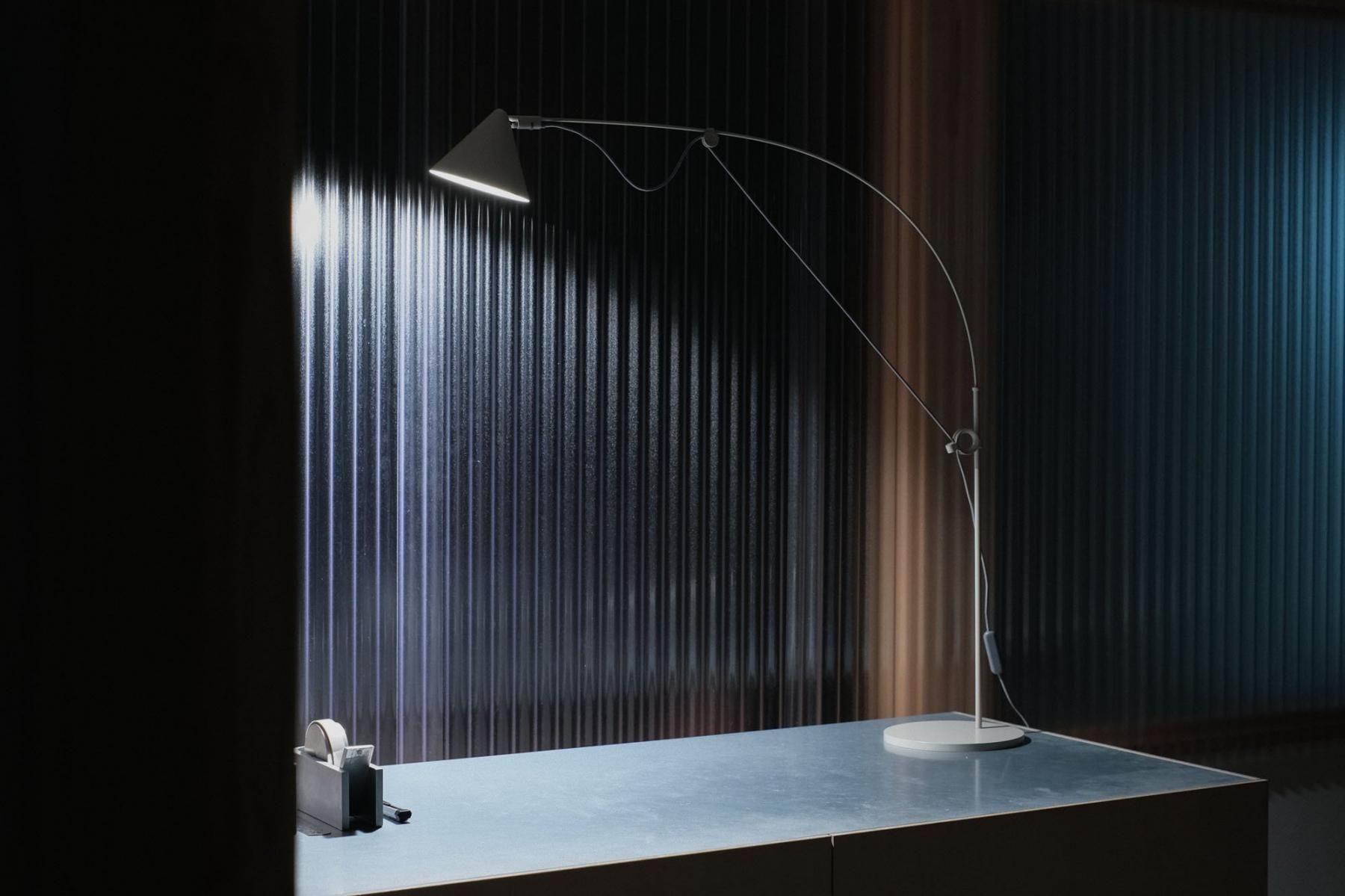 AYNO S desk lamp [grey×grey] / Midgard designed by Stefan Diez