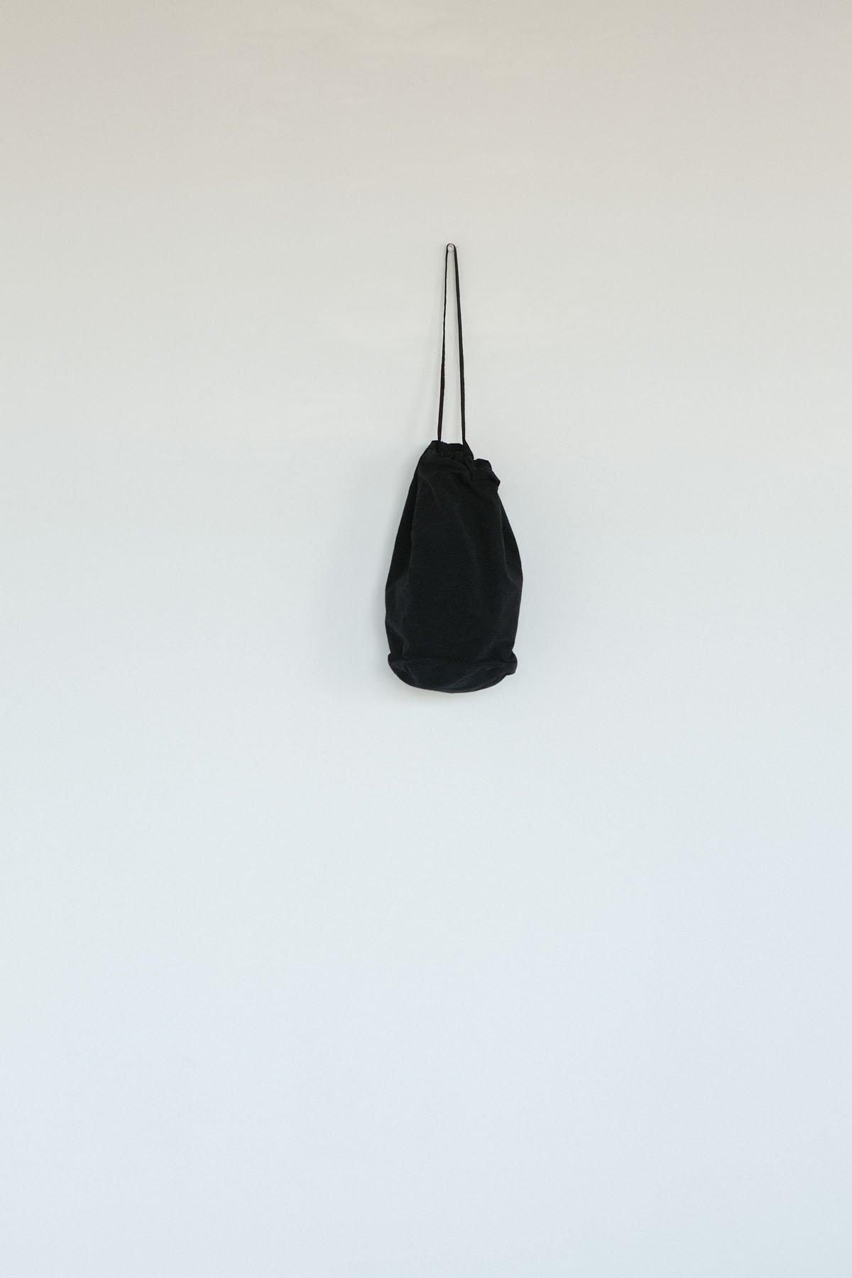 ナイロン  タッサー / ガーメントダイ　総裏二枚仕立て巾着 [ size 3 ] / Black