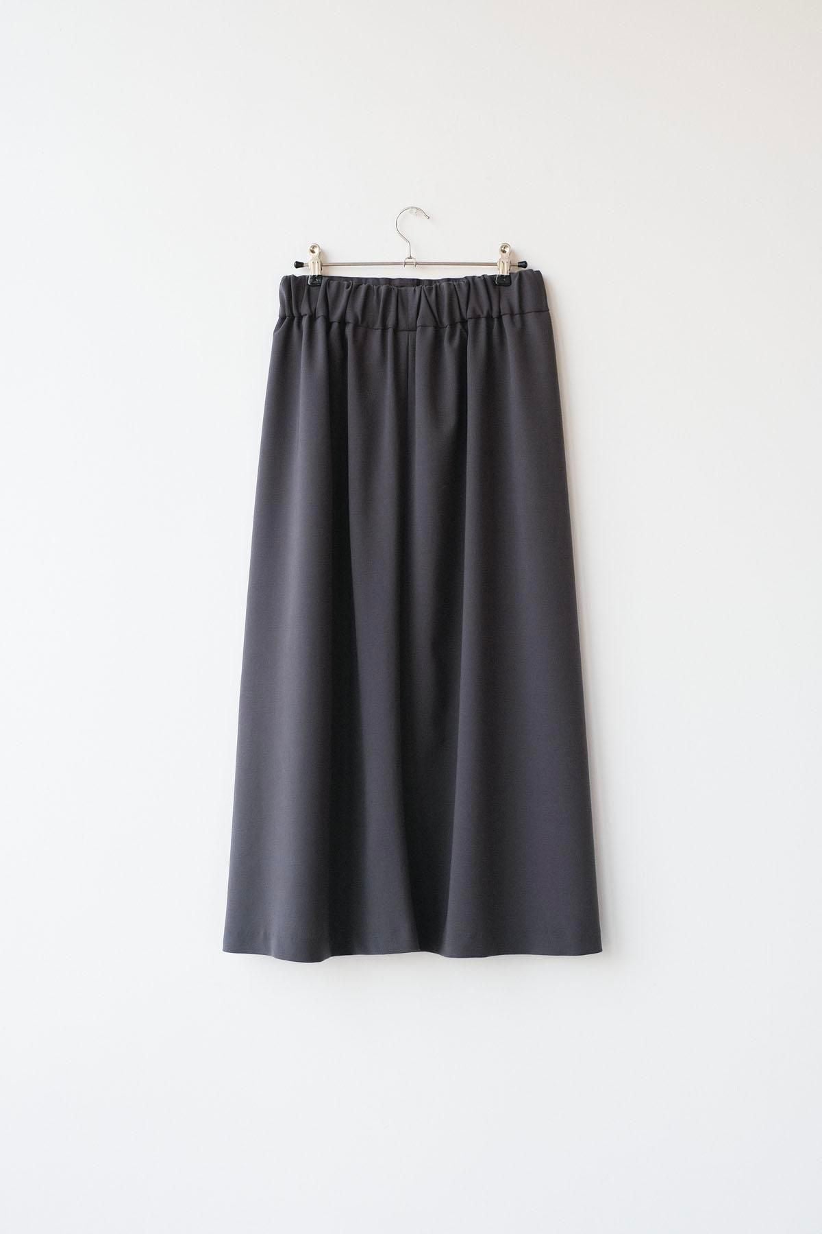 スパンポリエステル・ドレープカルゼ　Aラインスカート / Slate Grey［size 2_］