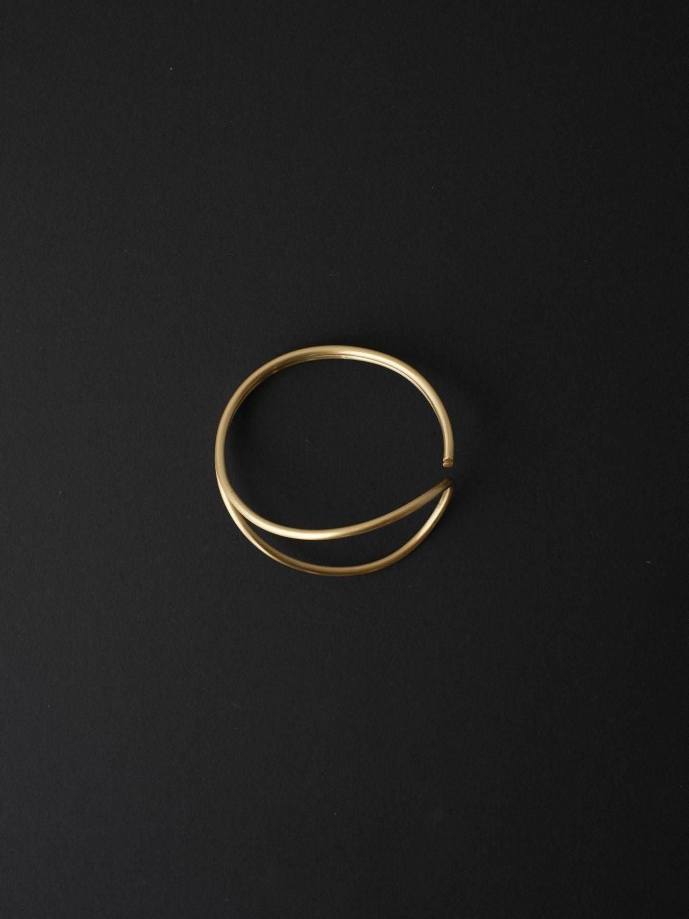 round wire bangle _body [brass]