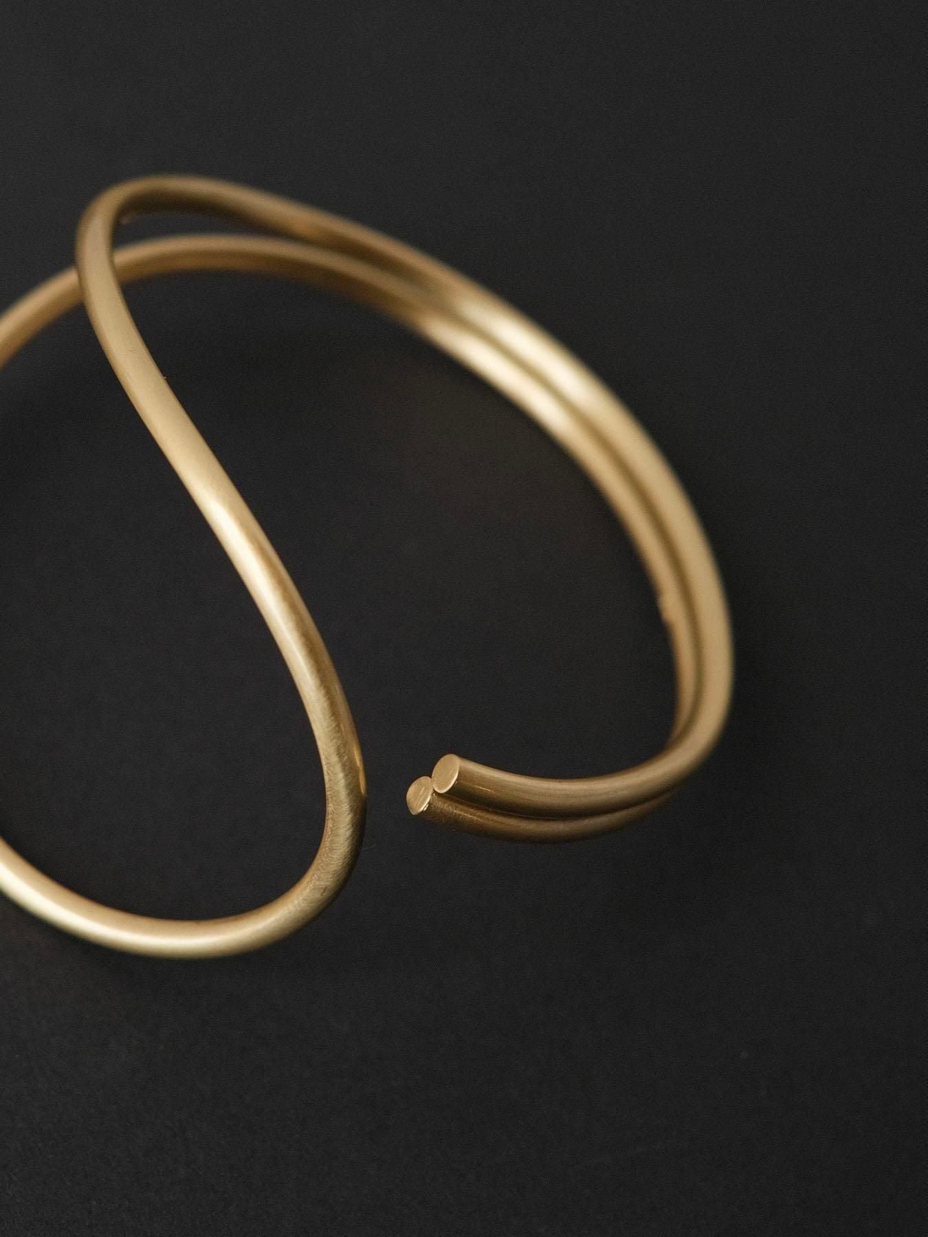 round wire bangle _body [brass] | _Fot – ataW