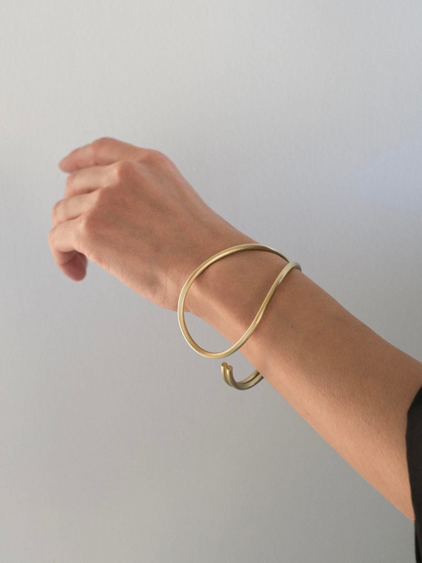 round wire bangle _body [brass]