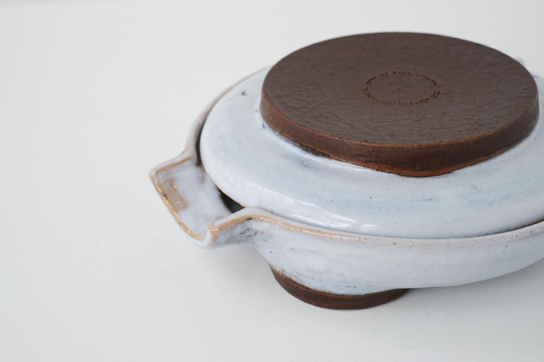 pots（t） / Faye Toogood