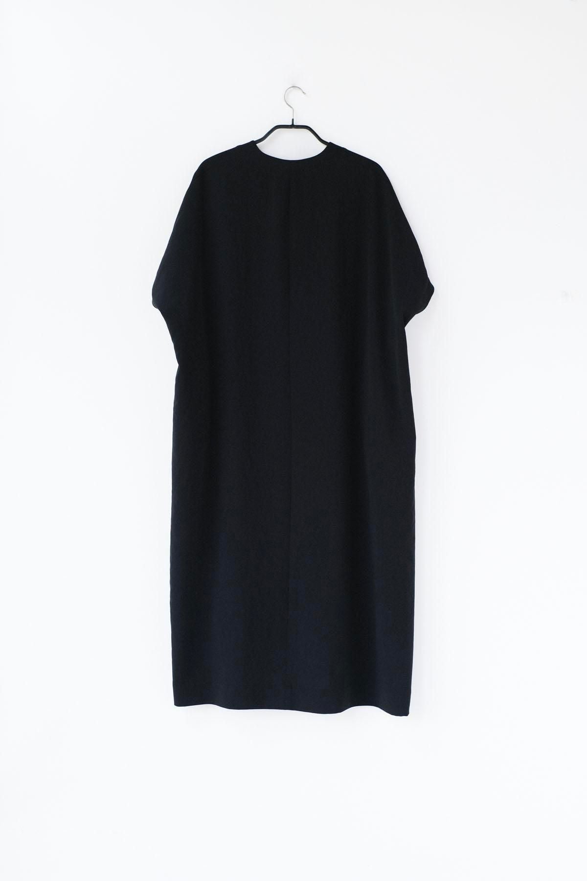 追撚ポリエステル・ツイル　フレンチスリーブワンピース / Black［size 2_］