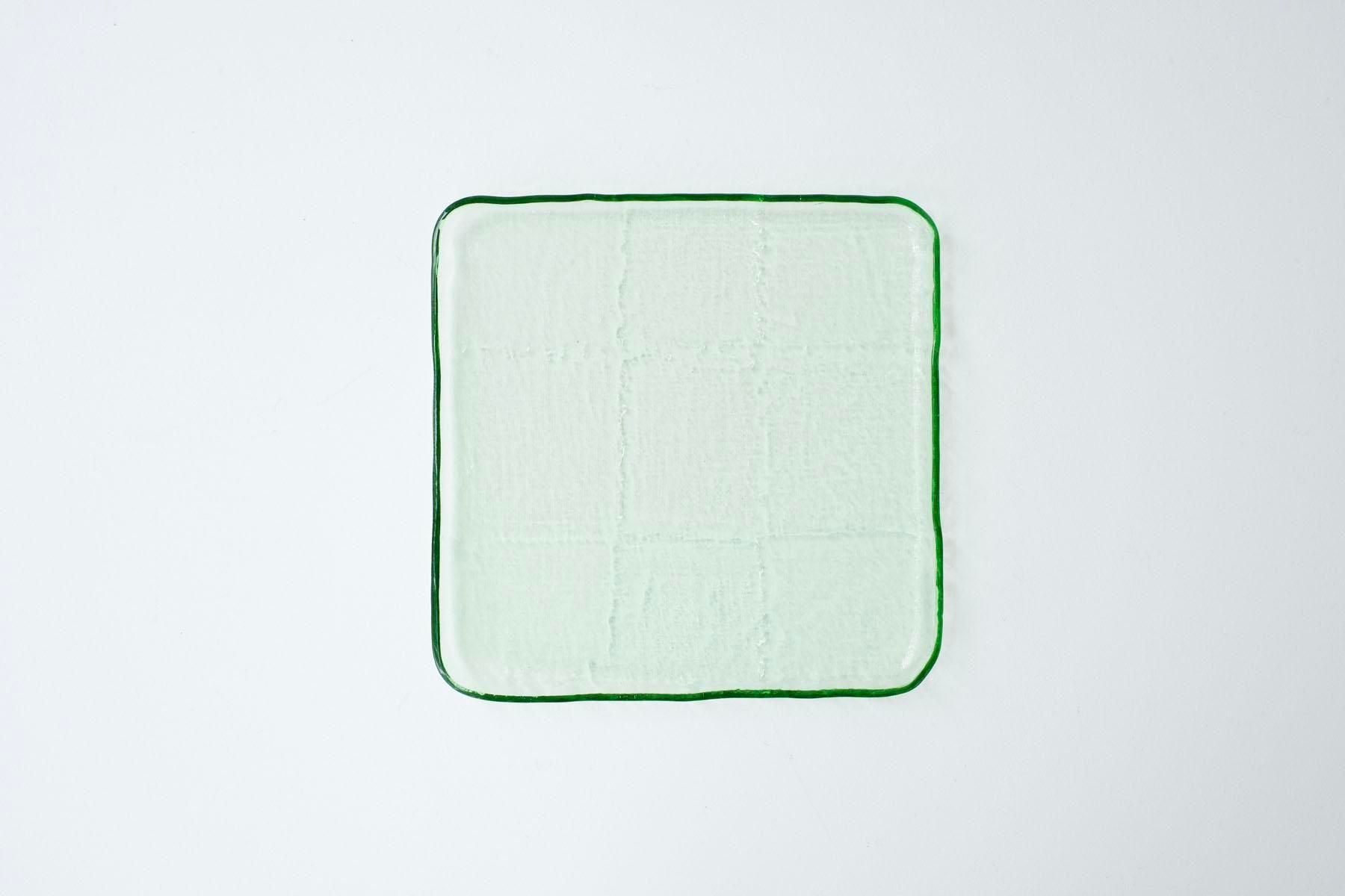 Square plate [light green]