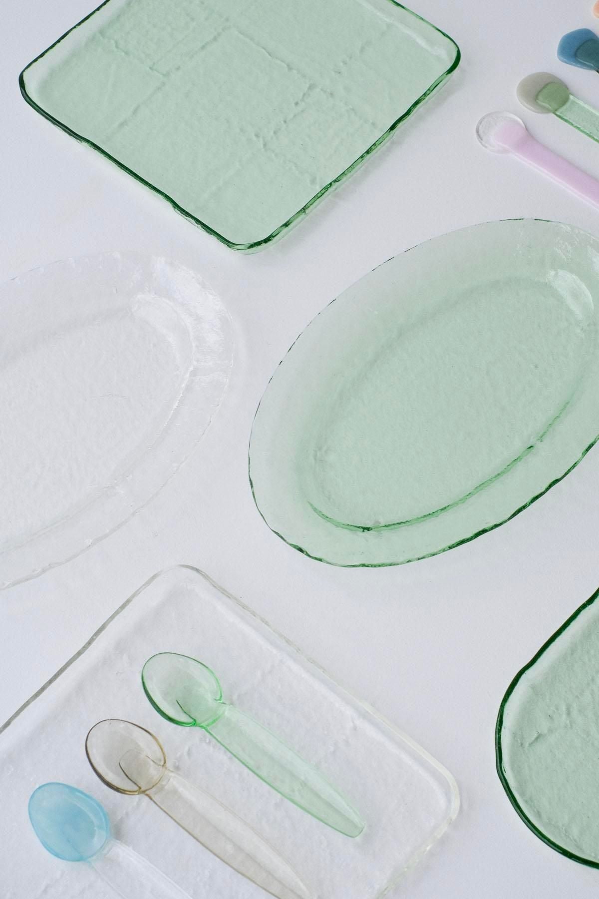 Square plate [light green]