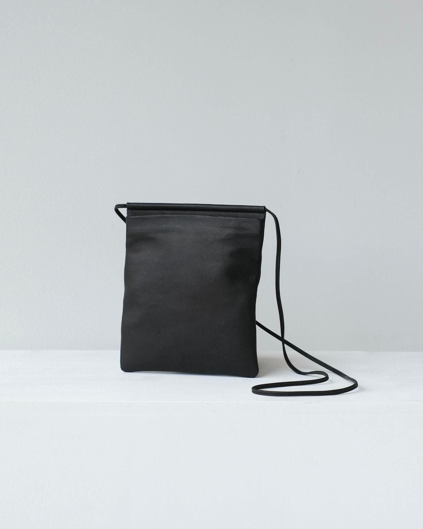 DA73 / DOUBLE FACED THIN SH［BLACK］ / Aeta