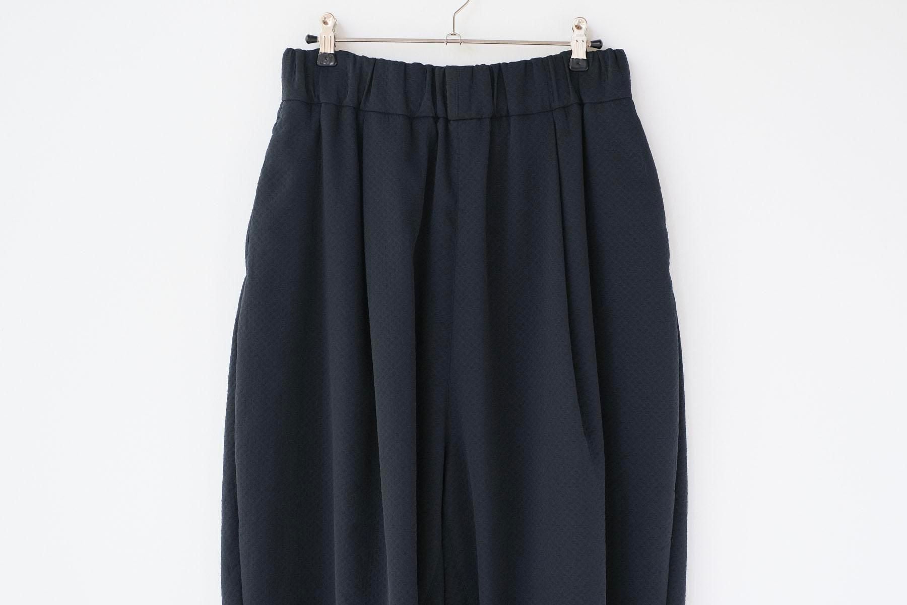 ナイロンストレッチ・ダイヤ　テーパードパンツ / Black［size 5_］