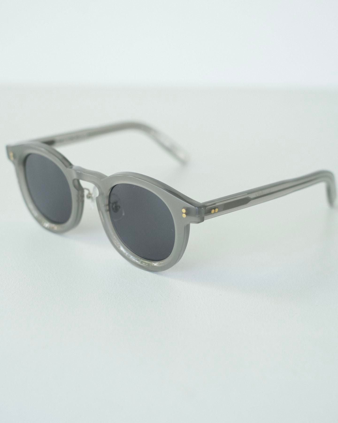 VECTOR 004［Milky Grey］