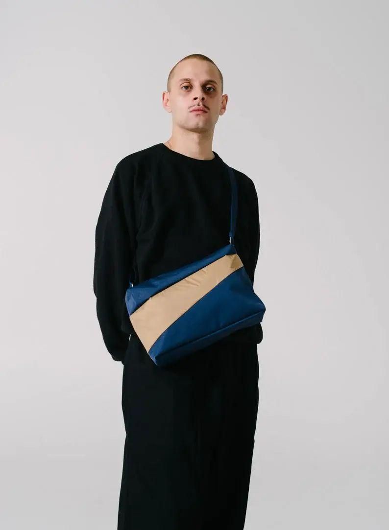 Bum Bag M / Navy&Camel