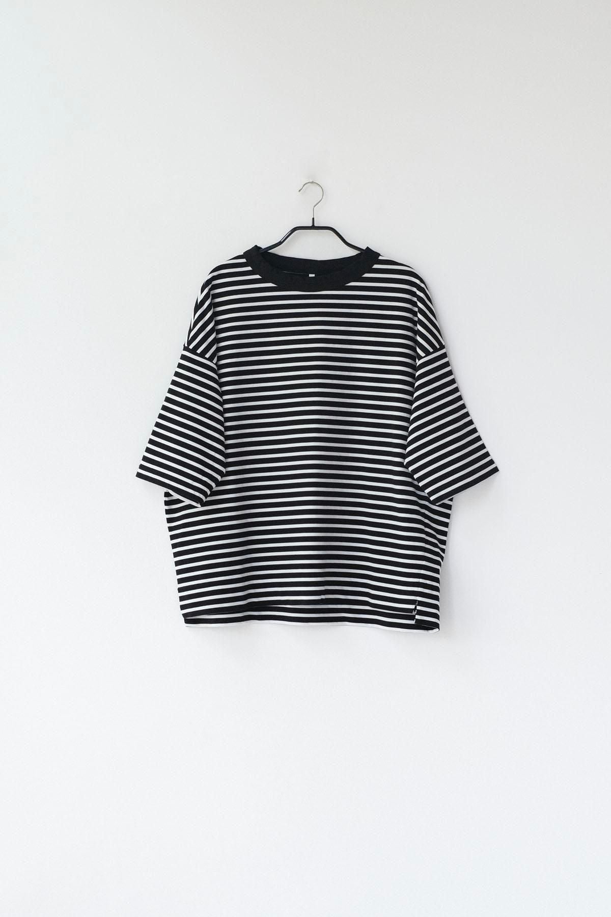 微強撚綿天竺　ボーダーオーバーサイズT / BK base × WH bd［size XS］