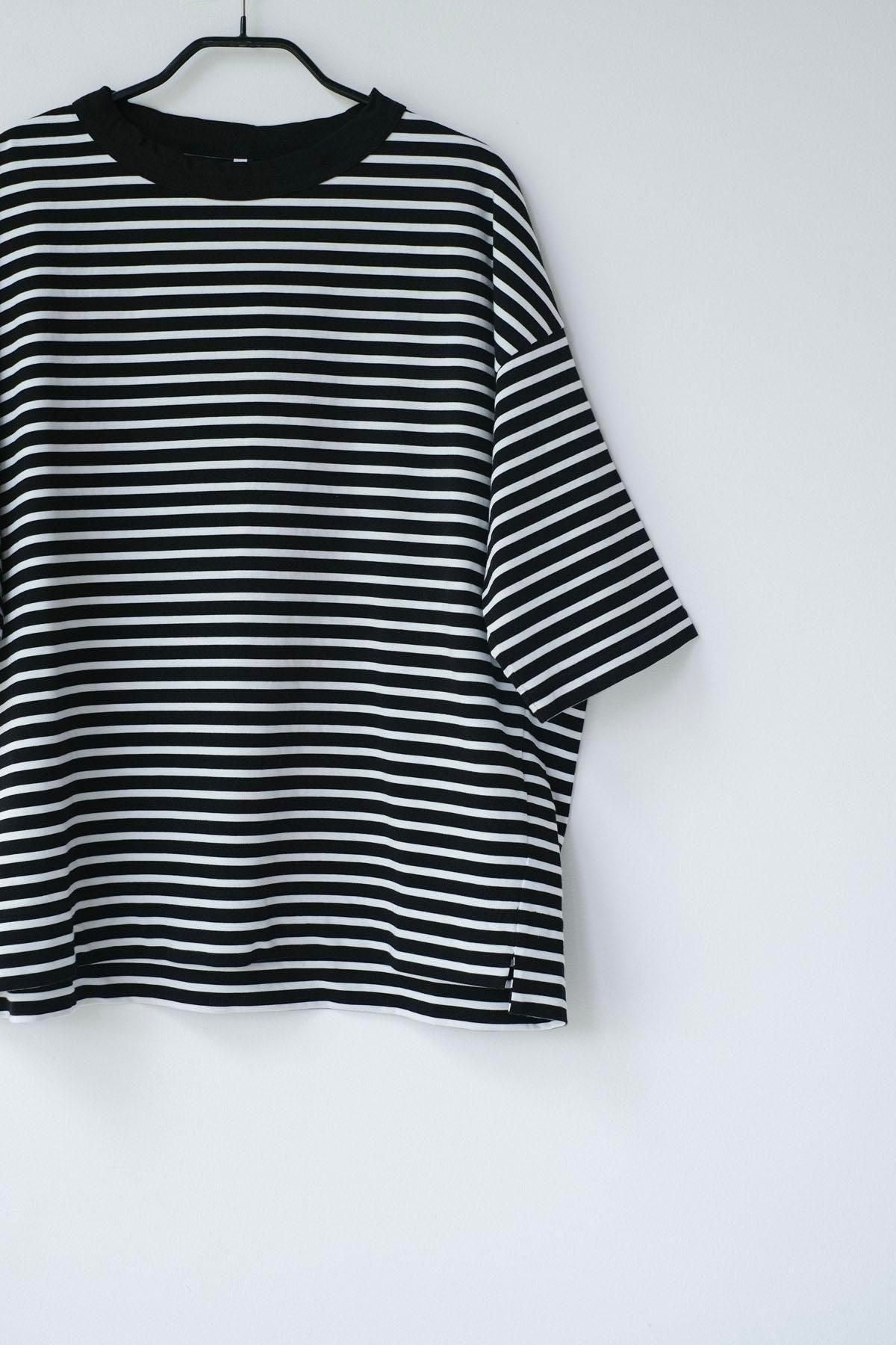 微強撚綿天竺　ボーダーオーバーサイズT / BK base × WH bd［size XS］