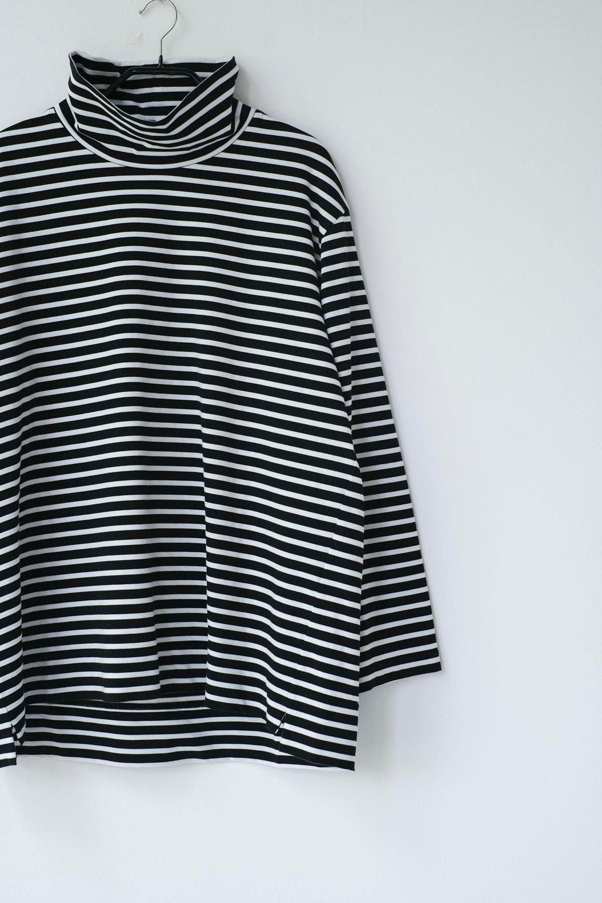 微強撚綿天竺　タートルネックロンT / BK base × WH bd［size M］